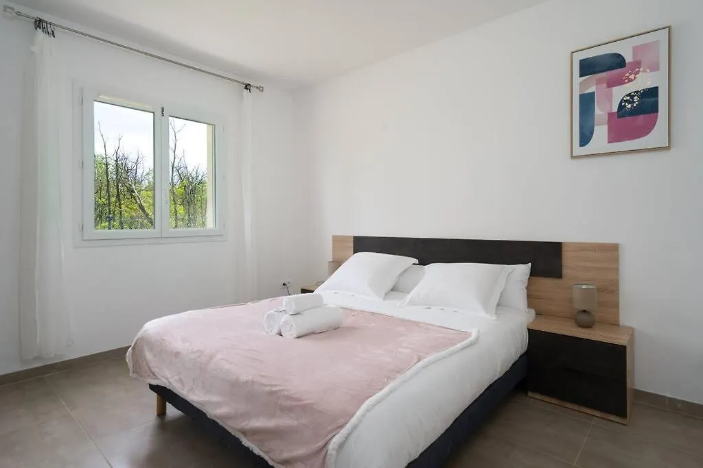 Seyssuel • Villa Paisible • Hostisy France